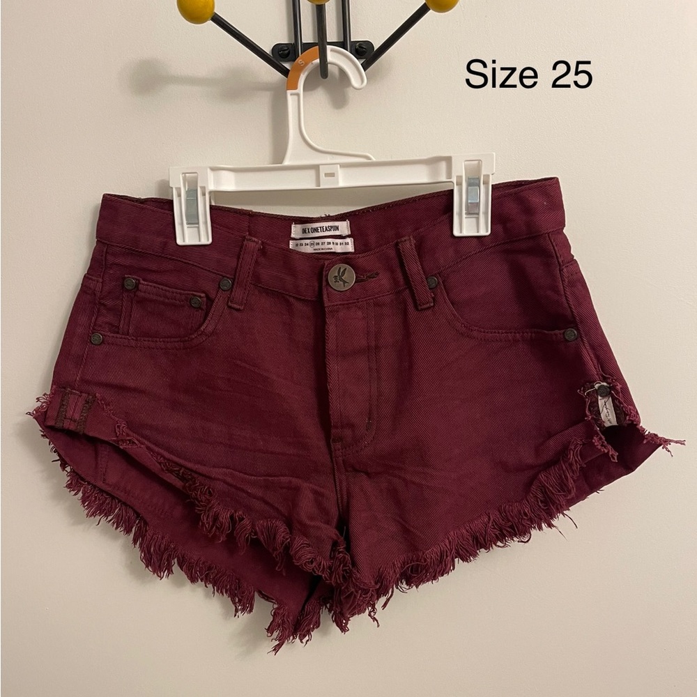 Maroon One Teaspon shorts size 25